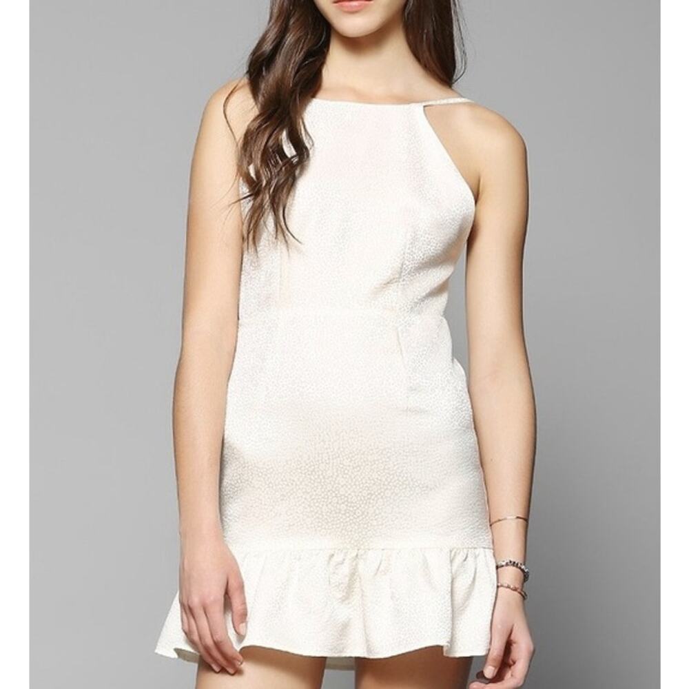 Stone Cold Fox Silk Mini Dress Size 1 White Leopard Jacquard w/ Ruffle Hem